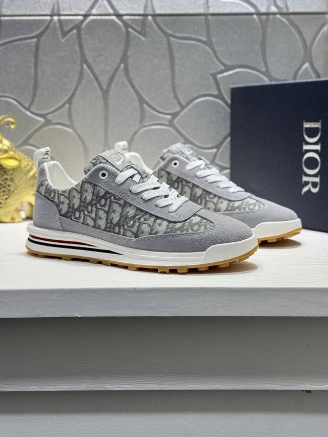 Factory direct price for men's sports shoes, original Dior men's shoes, latest
