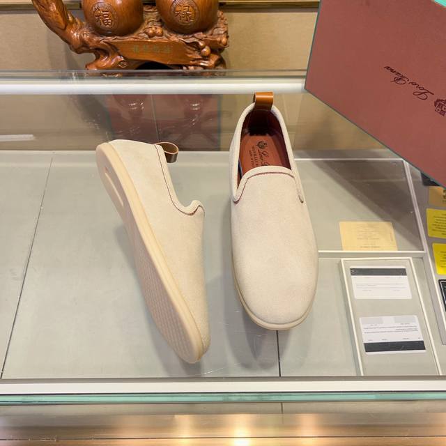 Factory direct price for men's sports shoes, Loro Piana's new moccasins, crafte
