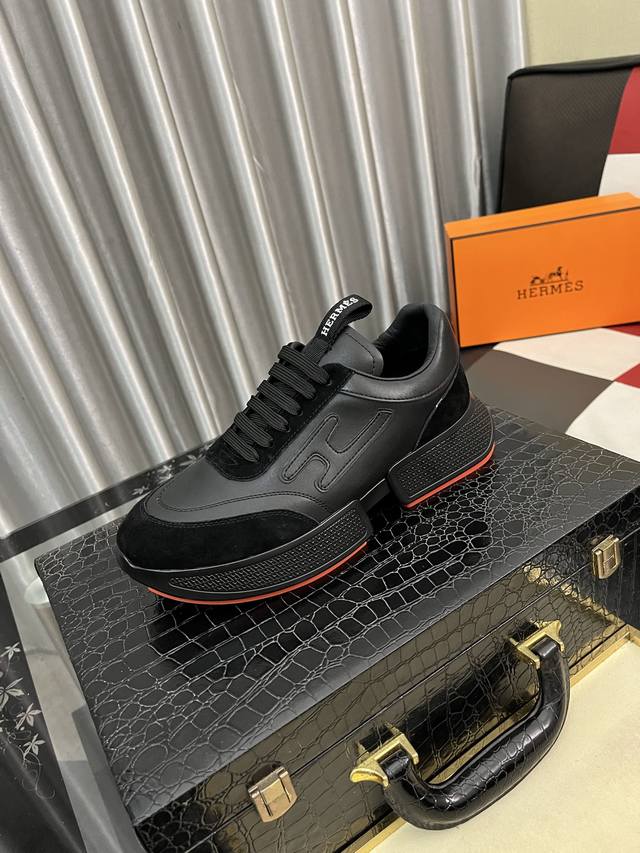 Factory direct price for men's sports shoes, original Herm