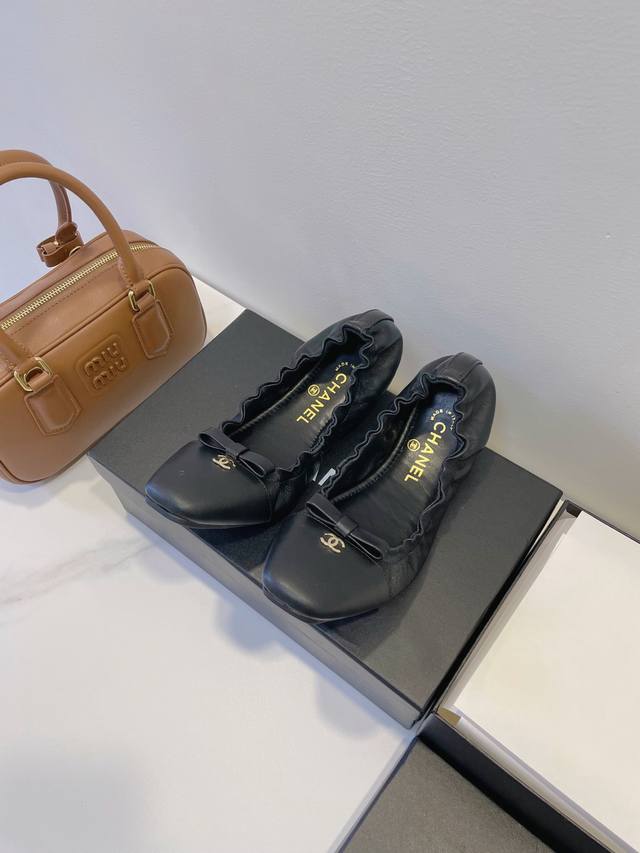 Factory direct price women's clothing, shoes, sportswear, original items Chanel