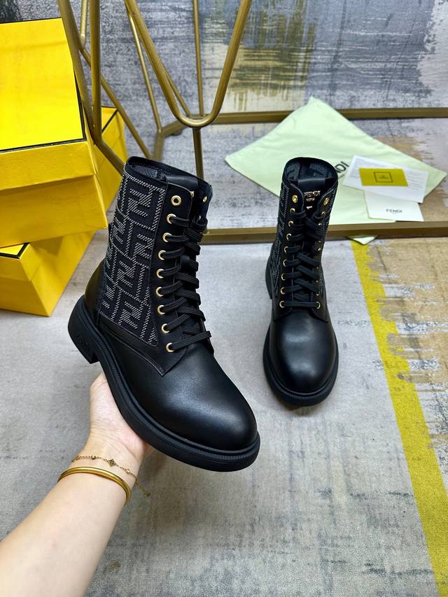 Factory direct price women's shoes and athletic boots, original Fendi Filo roun