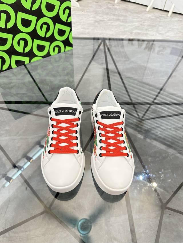 Factory direct price men's sports shoes original Product trademark: Dg* Dolce &