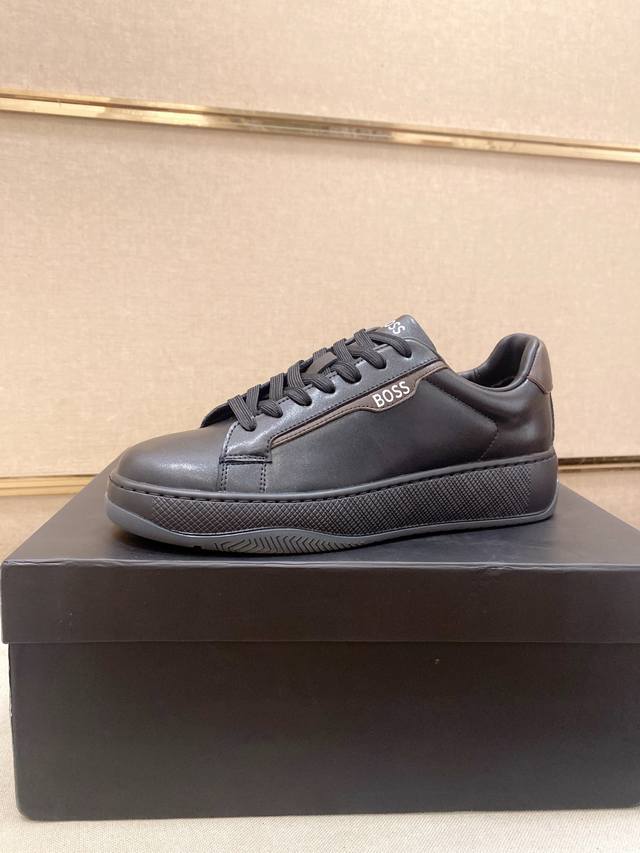 Factory direct price for men's sports shoes, original Boss brand, latest casual