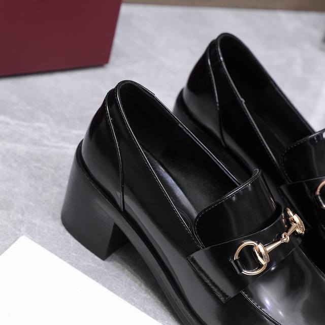 Factory direct price women's shoes and sports shoes original single Guccl high-