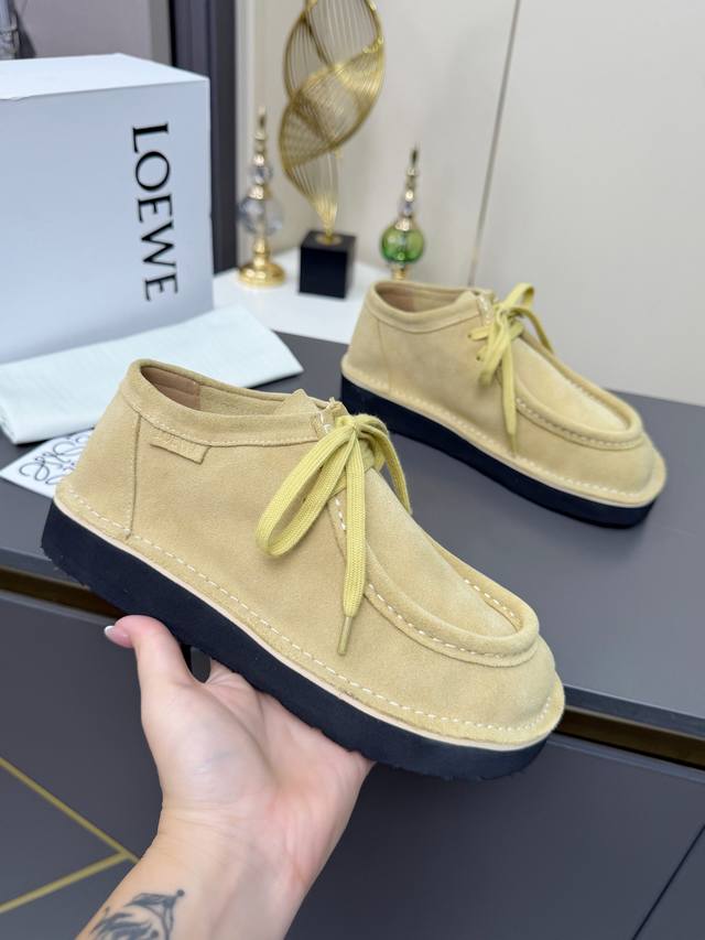 Factory direct price women's shoes and sportswear original Loewe latest kangaro