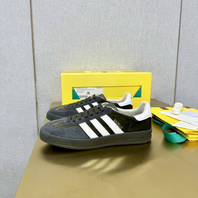 Factory Price pp A major collaboration between Adidas and Gucci, featuring the