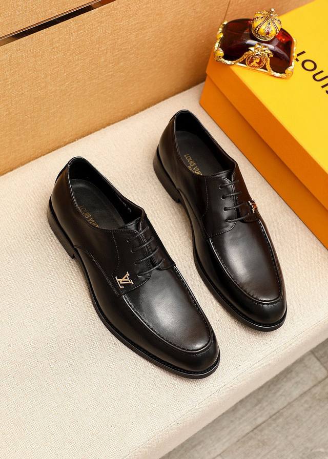 Product Trademark: Louis Vuitton Business Leather Shoes True Sizes: 39-44, 38.4