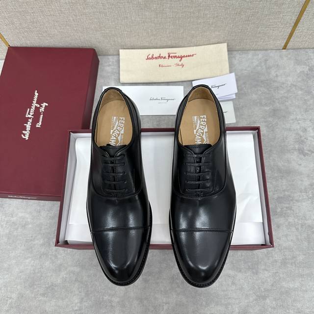 Ferragam Oxford Shoes - New Men's Formal Leather Shoes. As always, these shoes