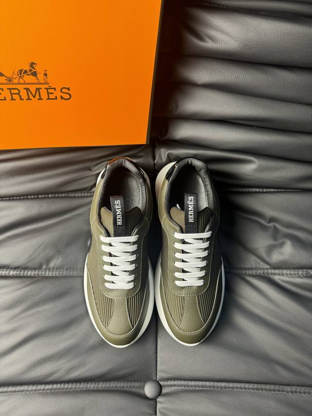 Hermes - High-end quality original - Upper: Nappa calfskin, stitched with the br