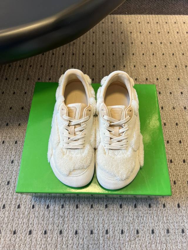 Top Quality Bottega Venet* 25Ss New Patchwork Casual Sneakers These retro-sporty