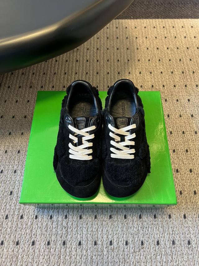 Top Quality Bottega Venet* 25Ss New Patchwork Casual Sneakers These retro-sporty