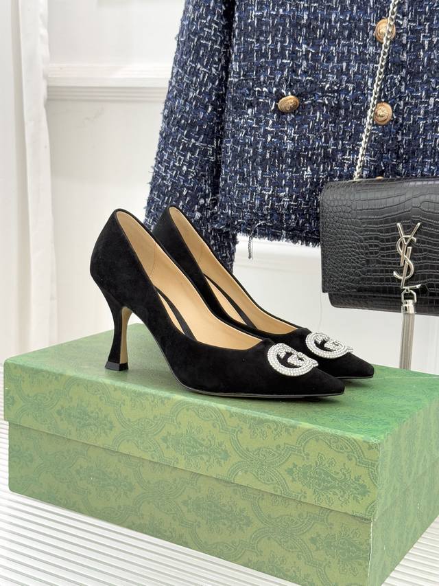 Factory Price Gucci 26Wf Early Spring Rhinestone Pointed Toe High Heels Tracing