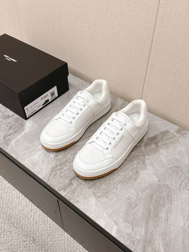 Men's Clothing 10 Saint Laurent's latest couple casual white sneakers, recommend