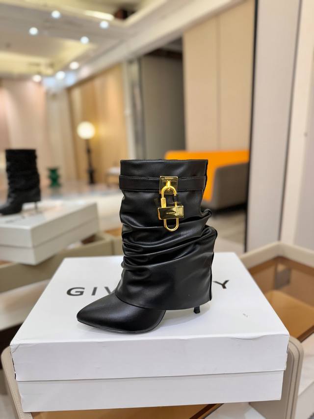 Price: Authentic-grade custom version Givenchy high-heeled ankle boots, the high