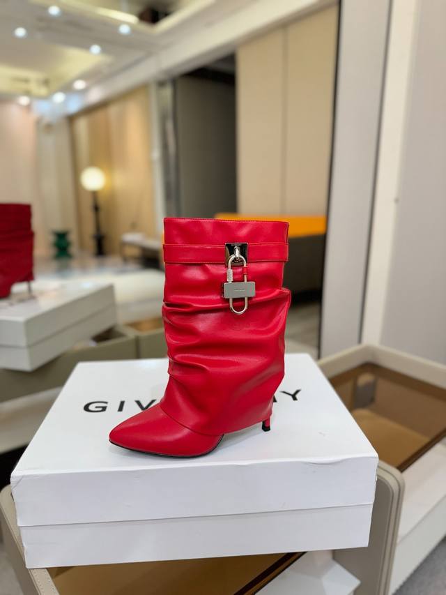 Price: Authentic Givenchy high-heeled ankle boots, top-quality custom version. T