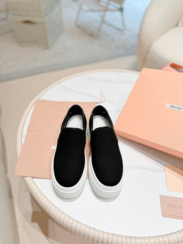 Factory direct price! Miu Miu 24Ss latest chunky casual white sneakers, top-qua
