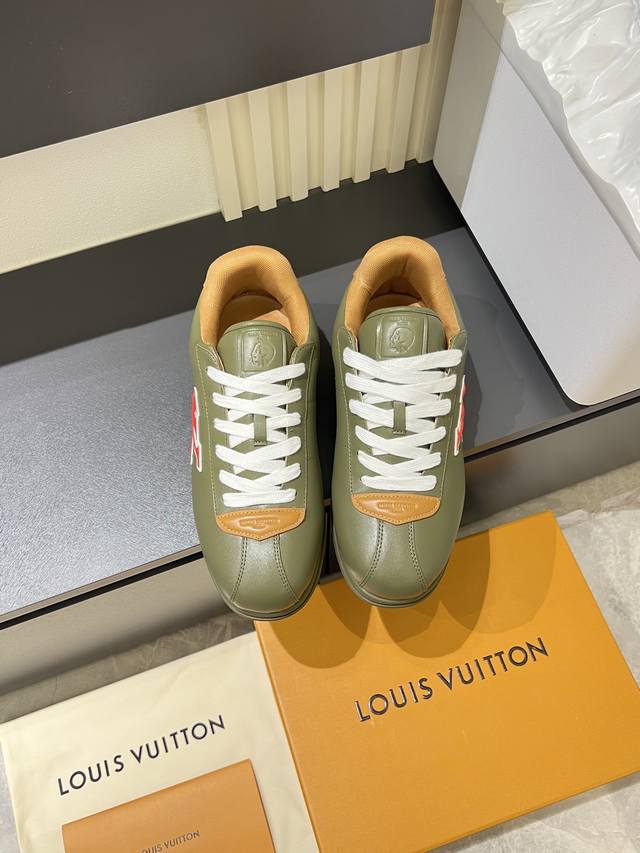 Louis Vuitton High-Quality Original Casual Sports Shoes. Upper: Nappa calfskin,