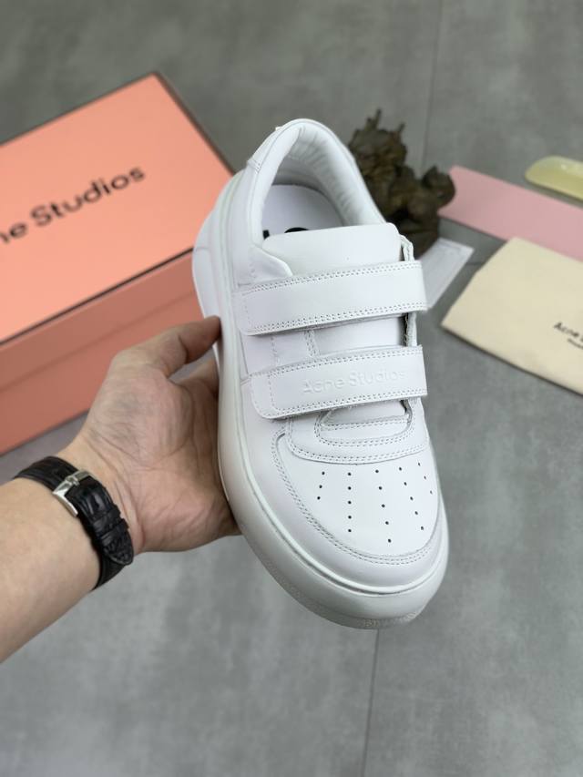 Factory direct price Acne Studios smiley face genuine leather casual white snea