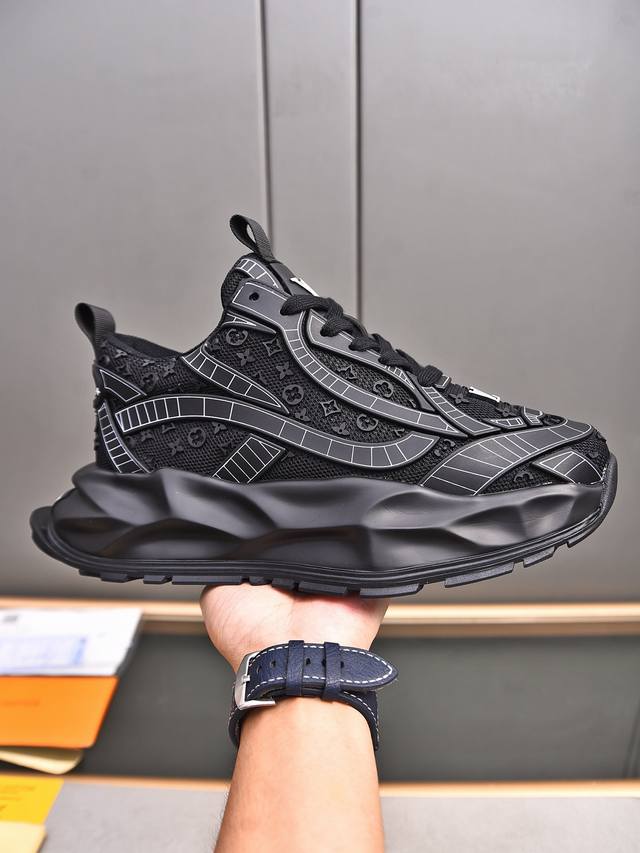 Louis Vuitton New Milan Fashion Show Collection. Featuring the iconic LV logo, e