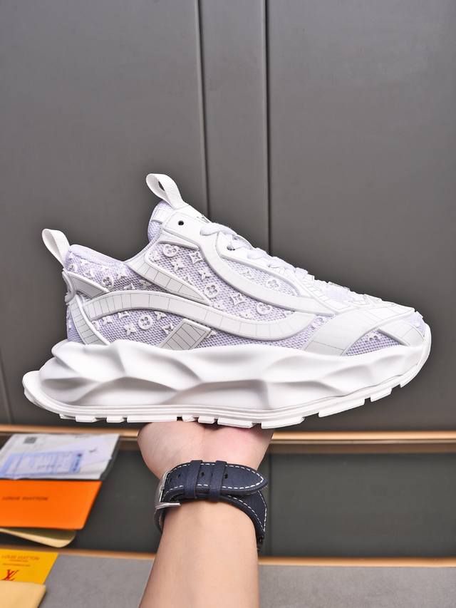 Louis Vuitton New Milan Fashion Show Collection. Featuring the iconic LV logo, e