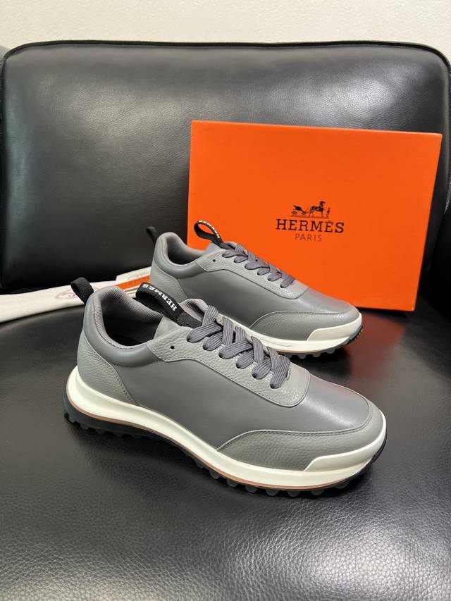 Hermes High-Quality Top-Tier Craftsmanship, Original Factory Configuration, Sold