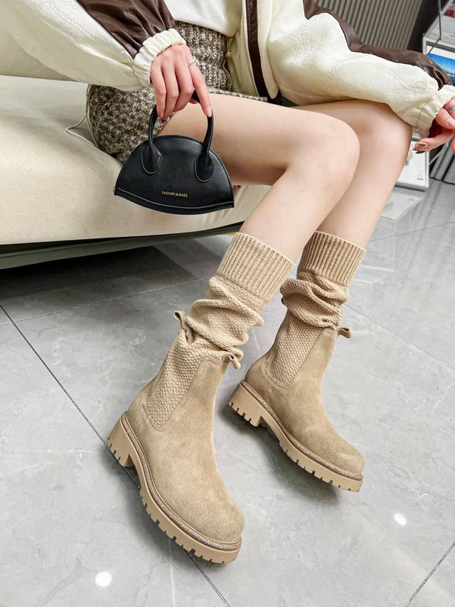 Rene Caovilla Autumn/Winter New Sock Boots: Comfortable, Versatile, and Stylish