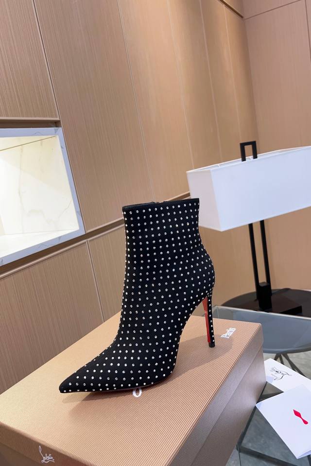 Christianlouboutin Cl Red Sole Shoes