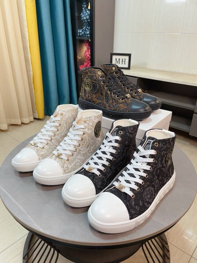 Factory Price p Versace's latest meticulously crafted style is set to be a hit!