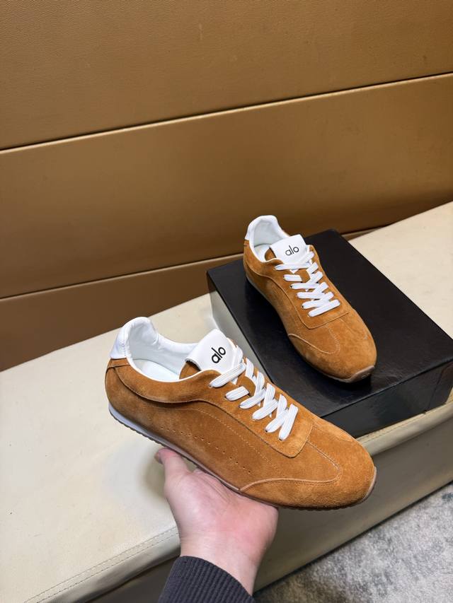 Dior* Latest hot-selling casual shoes, top-tier luxury brand~ Top-quality, sour