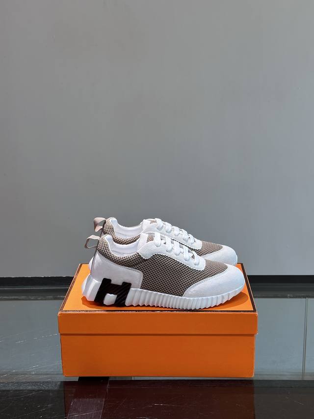 H Hermes Bouuncing sneakers, casual sneakers for couples, featuring a calfskin a