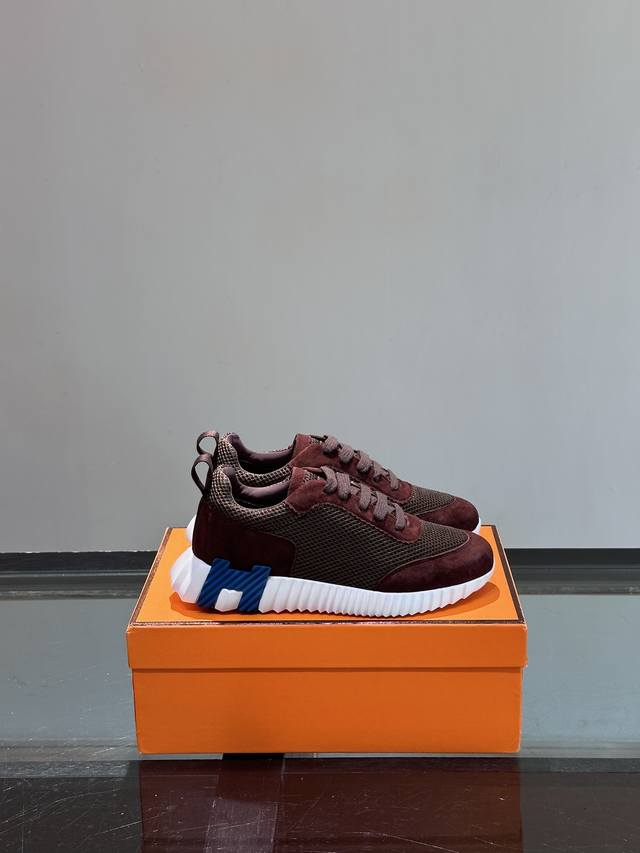 H Hermes Bouuncing sneakers, casual sneakers for couples, featuring a calfskin a