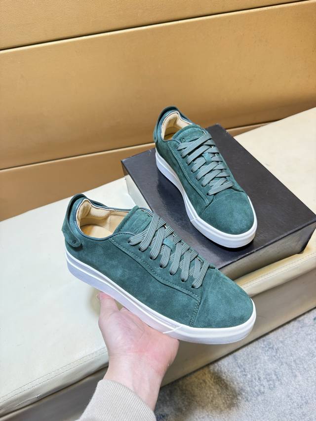 Santoni Top-Tier Men's Shoes 2025 HK Release, Simultaneous with Boutique Sales.