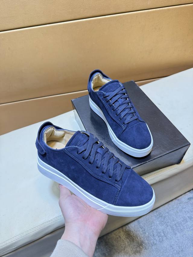 Santoni Top-Tier Men's Shoes 2025 HK Release, Simultaneous with Boutique Sales.