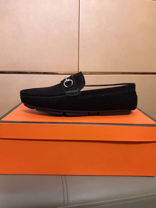 Factory Price p Gucci Men's Loafers, a top-selling men's shoe from a high-end b