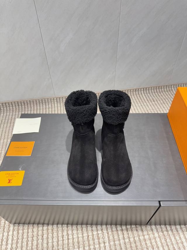 Factory direct price women's clothing, shoes, sportswear, original, top-quality