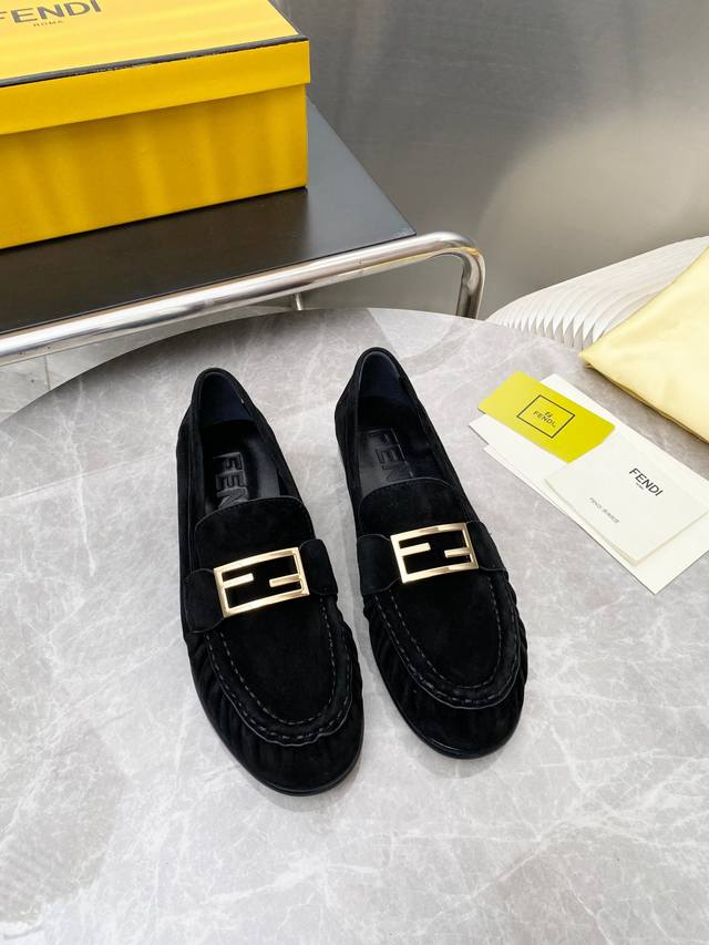 Factory direct women's shoes, sportswear, original Fendl spring/summer round to