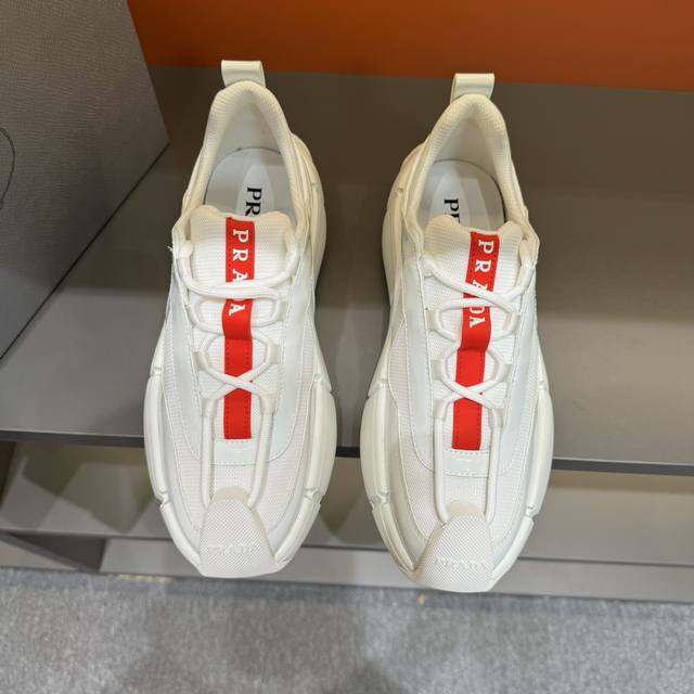 Factory direct price for men's sports shoes, original quality, sizes 38-45. Pra