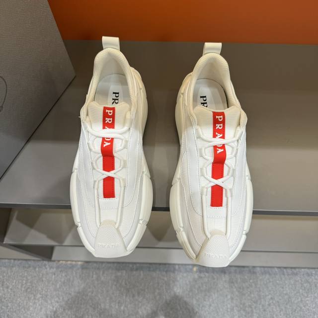 Factory direct price for men's sports shoes, original quality, sizes 38-45. Pra