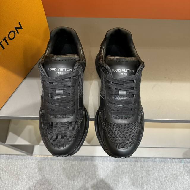 Factory direct price men's shoes, sportswear, original quality, sizes 38-45, ne