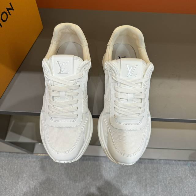 Factory direct price men's shoes, athletic shoes, original design, sizes 38-45,