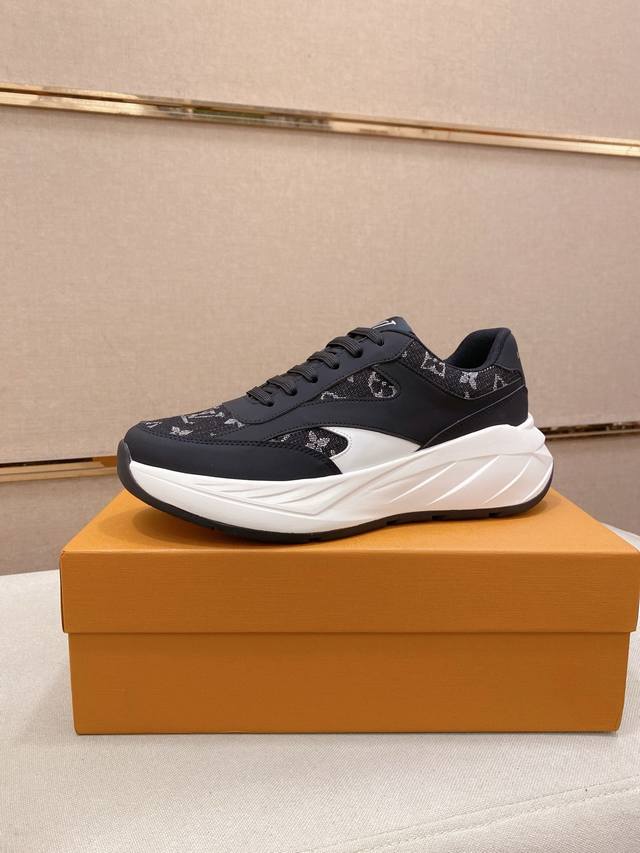 Factory direct price for men's sports shoes, Louis Vuitton (LV) top-tier new ar