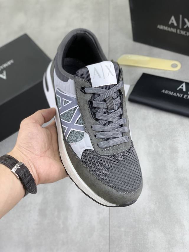 Factory direct price for men's sports shoes, original Giorgio Armani new casual