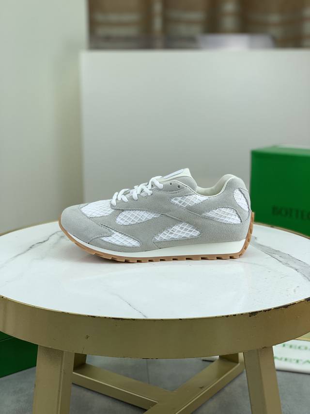 Factory direct price men's sports shoes original single Bottega Veneta new Orbi