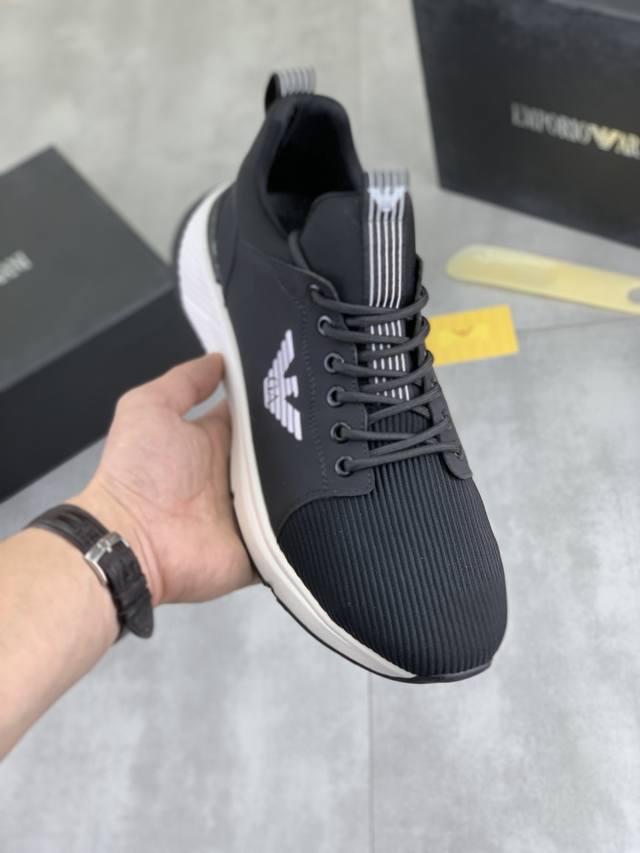 Factory direct price for men's sports shoes, original Giorgio Armani new casual