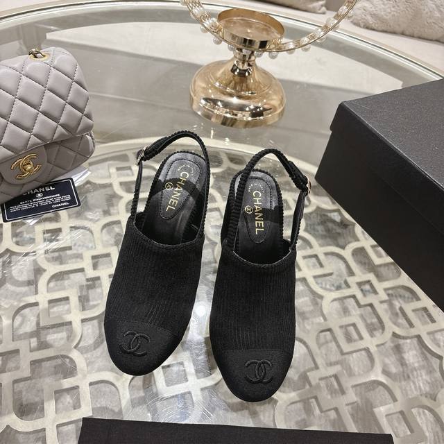 Factory direct price women's clothing, shoes, sportswear, original Chanel*