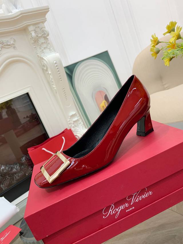 Factory direct price women's shoes, sports shoes, original Rogervivie RV women'