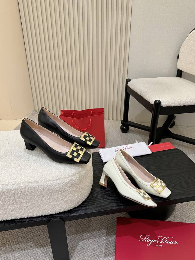 Factory direct price women's shoes and athletic shoes, original design, exuding