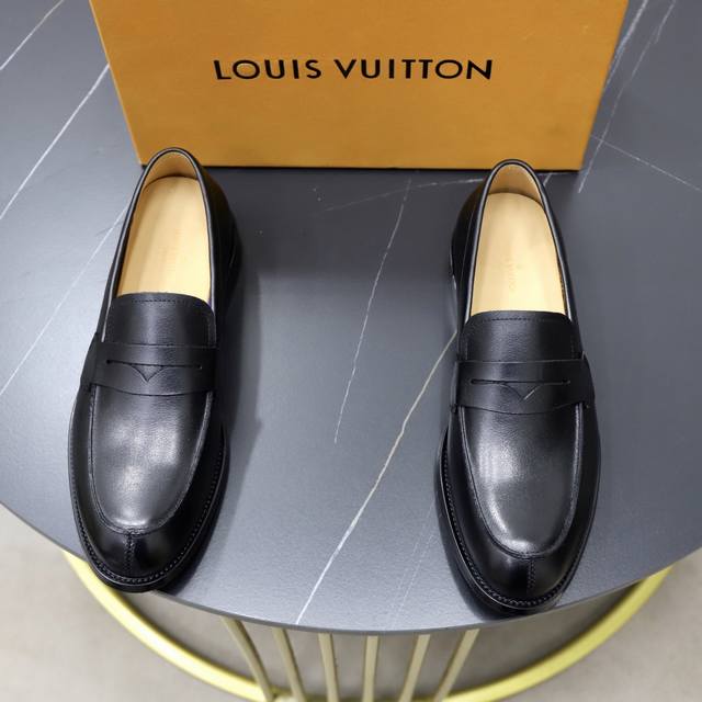 Factory Price p Brand: Louis Vuitton Sizes: 38-44, 45 (customizable) Grade: Cla