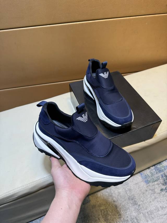 Exclusive first release of Armani's unique modern style sneakers. Casual Italia
