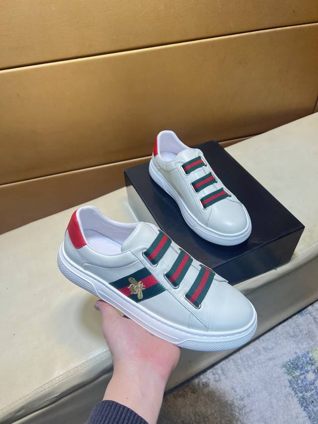 Original quality, exclusive first release, Gucci unique modern style sneakers. C